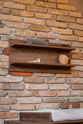 Faktum Nest Walnut falipolc